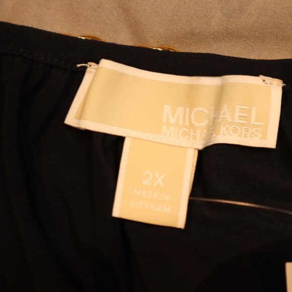 Michael Kors Navy Chain-Neck Blouse – Size 2X (NWT) - Picture 4 of 9